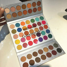 Load image into Gallery viewer, Beauty Glazed Make up 18 Colors Eyeshadow Palette Matte Diamond