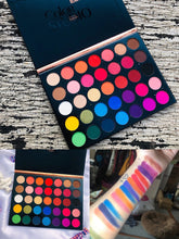 Load image into Gallery viewer, Beauty Glazed eyeshadow palette colorful Eye shadow Palette Glitter