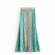 Load image into Gallery viewer, Front Button Cute Floral Skirt