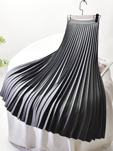 Load image into Gallery viewer, Elegant Chic Solid Pleated Skirt