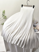 Load image into Gallery viewer, Elegant Chic Solid Pleated Skirt