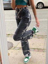 Load image into Gallery viewer, Brown Tie Dye Print Baggy Jeans Vintage Aesthetic
