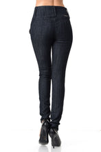 Load image into Gallery viewer, Crocker Women&#39;s Jeans - Push Up - Style G434