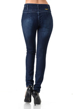 Load image into Gallery viewer, Crocker Women&#39;s Jeans - Push Up - M1106