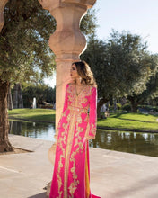 Load image into Gallery viewer, Charming Fuschia Arabic Evening Dresses In Dubai Women Plus Size