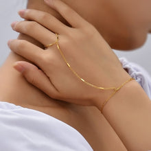 Load image into Gallery viewer, Creative Butterfly Link Chain Bracelet Connected Finger Ring Bangle