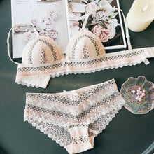 Load image into Gallery viewer, Cup triangle wire free sexy sleepwear retro embroidery contrast color