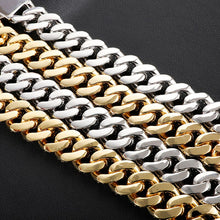 Load image into Gallery viewer, D&amp;Z New 21mm Iced Out Baguette Prong Cuban Link Chain&amp; Necklace Box
