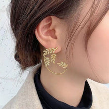 Load image into Gallery viewer, Design Sense Vine Leaf Gold Earrings