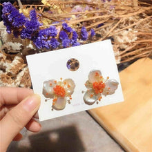 Load image into Gallery viewer, EYER Natural Baroque Freshwater Flower Shape Pearl Earrings Original