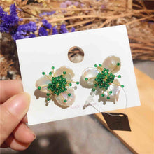 Load image into Gallery viewer, EYER Natural Baroque Freshwater Flower Shape Pearl Earrings Original