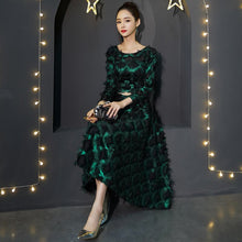 Load image into Gallery viewer, Elegant Long Sleeve Evening Dresses A  line Tea Length Lace Green