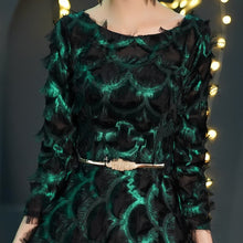 Load image into Gallery viewer, Elegant Long Sleeve Evening Dresses A  line Tea Length Lace Green
