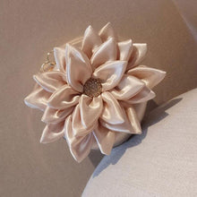 Load image into Gallery viewer, Elegant Satin Floral Evening Mini Bag Luxury Lady's Rhinestone
