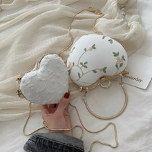Load image into Gallery viewer, Embroidery Flowers Design Women Heart Clutch Evening Bags Gold Chain