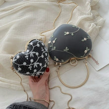 Load image into Gallery viewer, Embroidery Flowers Design Women Heart Clutch Evening Bags Gold Chain