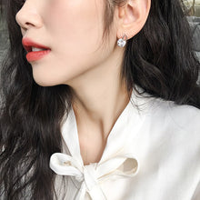 Load image into Gallery viewer, European and American personality shiny D letter asymmetric Earrings