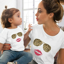 Load image into Gallery viewer, Eye Lashes Red Lips Print Women and Kids T shirt Funny Family Matching