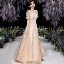 Load image into Gallery viewer, Fashion Champagne Appliques Sweetheart Collar Puff Sleeve Evening