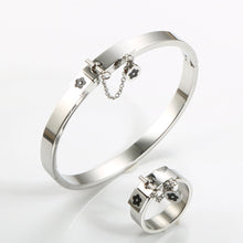 Load image into Gallery viewer, Fashion Lucky Flower Charm With Chain Ring Gold/Sliver Stainless Steel