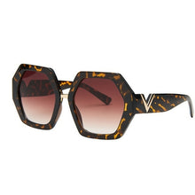 Load image into Gallery viewer, Fashion Luxury Square Designer Retro Sun Glasses