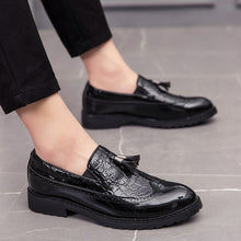 Load image into Gallery viewer, Fashion Shoe Office Shoes For Men Casual Shoes Breathable Leather