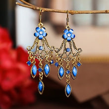 Load image into Gallery viewer, Fashion Trend Water Drop Flowers Sweet and Shiny Celebrity Style Long
