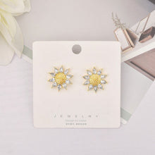 Load image into Gallery viewer, Fashion sunflower Earrings for women Versatile sunflower Zircon