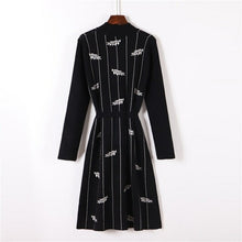 Load image into Gallery viewer, Fashionable Autumn Sweet Temperament Casual Knitted Dress Women