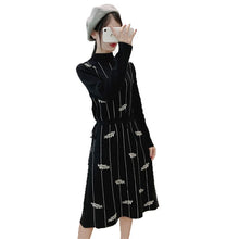 Load image into Gallery viewer, Fashionable Autumn Sweet Temperament Casual Knitted Dress Women