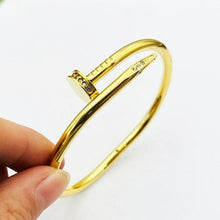 Load image into Gallery viewer, Fine Jewelry Black Round Bangle Roman Numerals Bracelet