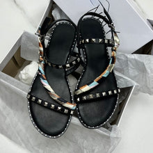 Load image into Gallery viewer, Flat Sandals