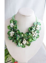 Load image into Gallery viewer, Flower Green Shell Crystal Necklace Bridal Wedding Necklace 20"|Choker