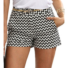 Load image into Gallery viewer, New Fashion Plaid Shorts Woman Shorts Summer Black and White Mid
