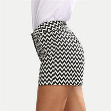 Load image into Gallery viewer, New Fashion Plaid Shorts Woman Shorts Summer Black and White Mid