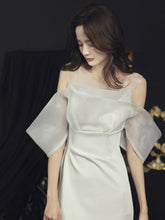 Load image into Gallery viewer, Gentle Boat Neck Evening Dresses Girls Quinceanera Gowns Floor Length