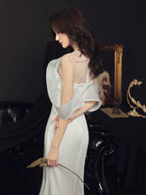 Load image into Gallery viewer, Gentle Boat Neck Evening Dresses Girls Quinceanera Gowns Floor Length
