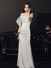 Load image into Gallery viewer, Gentle Boat Neck Evening Dresses Girls Quinceanera Gowns Floor Length