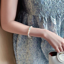 Load image into Gallery viewer, Gold Plating Baroque Pearl Buckle Bracelet Hand Ornaments Elegance