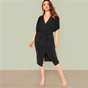 Women's Plus Size Black Twist Front Slit Batwing