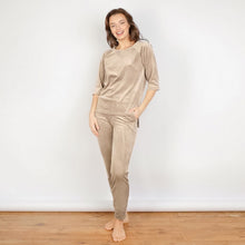 Load image into Gallery viewer, Khaki Velvet Sleepwear Women Irregular Knitting Home Suit