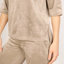 Load image into Gallery viewer, Khaki Velvet Sleepwear Women Irregular Knitting Home Suit