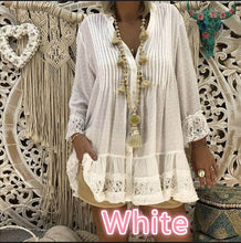 Load image into Gallery viewer, High quality large size loose lace women blouse autumn blouses