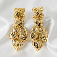 Load image into Gallery viewer, Hollow Out Special Style Heart Shaped Leaf Women Earring 2021 New