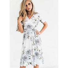 Load image into Gallery viewer, Hot Sale Women's Summer Bohemian Floral V Neck Loose Empire Short - Sophornlilly