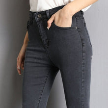 Load image into Gallery viewer, Woman High Elastic Jeans