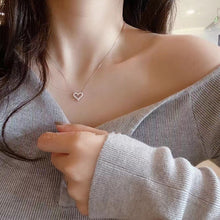 Load image into Gallery viewer, Fashion Necklace Heart Shaped Zircon