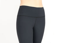 Load image into Gallery viewer, Comfort Legging in Black