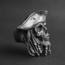 Load image into Gallery viewer, LISM new exaggerated personality trend pirate captain alloy European