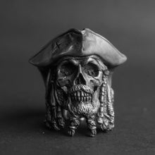 Load image into Gallery viewer, LISM new exaggerated personality trend pirate captain alloy European